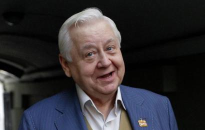Олег Табаков