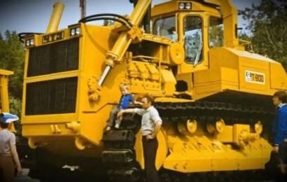 cccp.fun traktor T 800 2