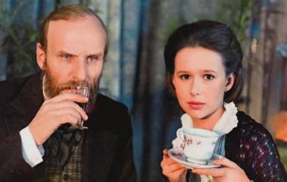 Двадцать шесть дней из жизни Достоевского Двадцать шесть дней из жизни Достоевского